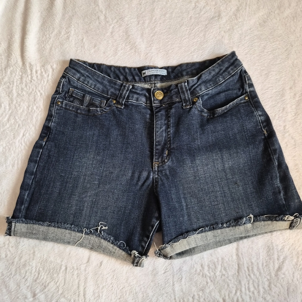 Lee Dark Blue Jean Shorts Size 14.